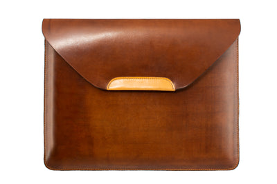 Vorderansicht IPad/Laptop Tasche Braun